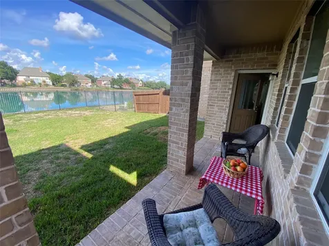 2302 Waterford Park Street Missouri City TX 77459