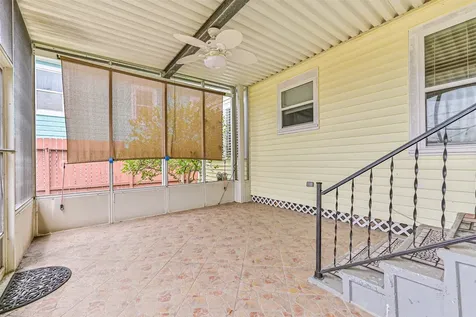 4817 Alamo Drive Galveston TX 77551
