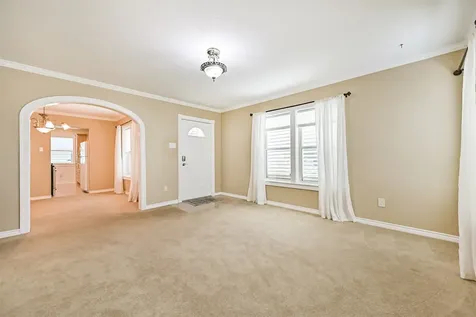 4817 Alamo Drive Galveston TX 77551