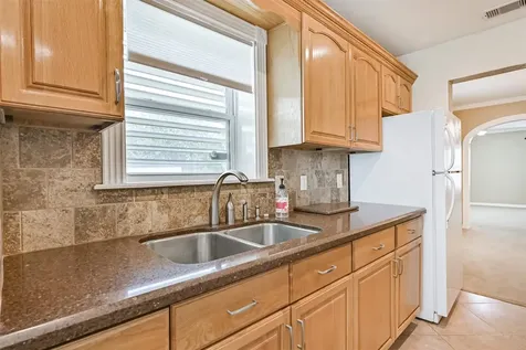 4817 Alamo Drive Galveston TX 77551