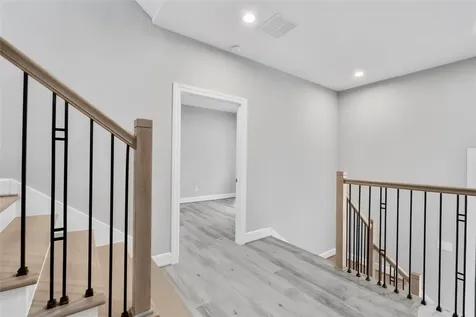 1122 W 16th Street B Houston TX 77008