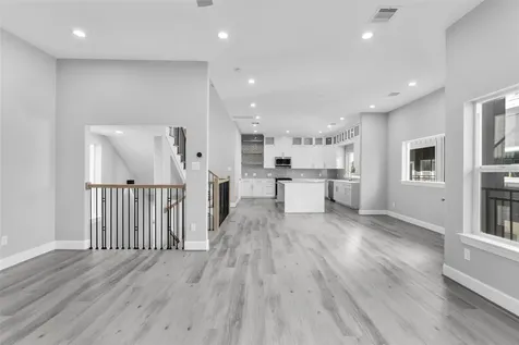 1122 W 16th Street B Houston TX 77008