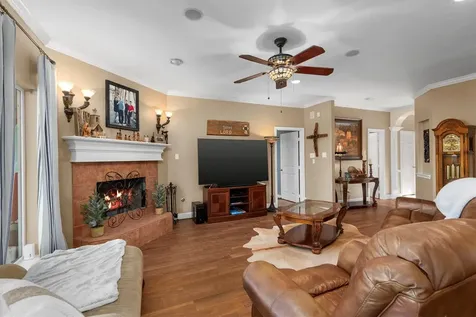 18922 Hikers Trail Drive Humble TX 77346