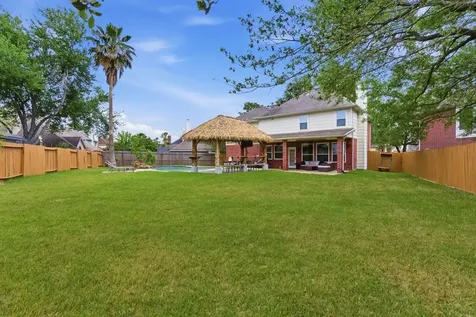 3820 Lake View Drive Pearland TX 77581