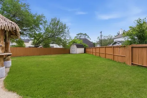 3820 Lake View Drive Pearland TX 77581