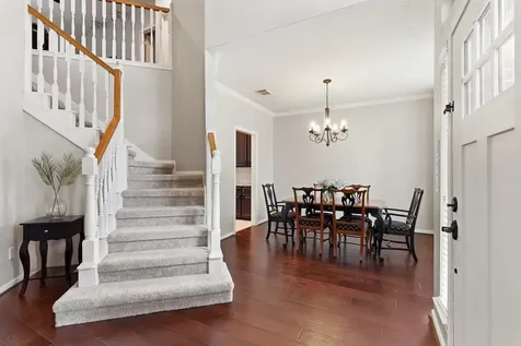 3820 Lake View Drive Pearland TX 77581