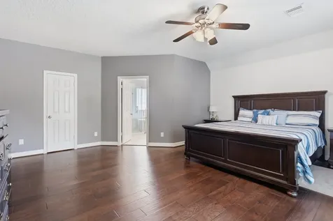 3820 Lake View Drive Pearland TX 77581