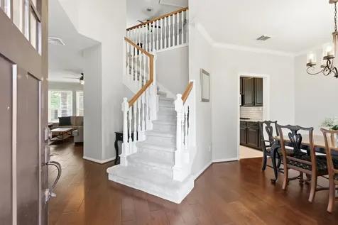 3820 Lake View Drive Pearland TX 77581
