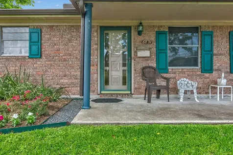 6831 Howe Street Groves TX 77619