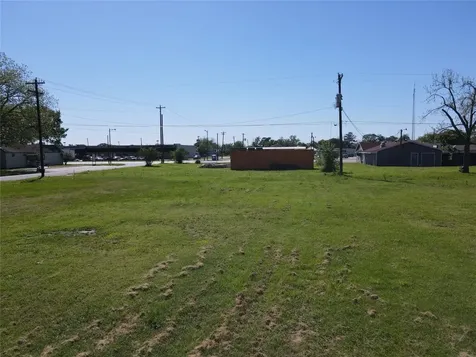 936 New Orleans Street Hempstead TX 77445