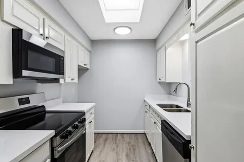 2744 Briarhurst Drive 49 Houston TX 77057