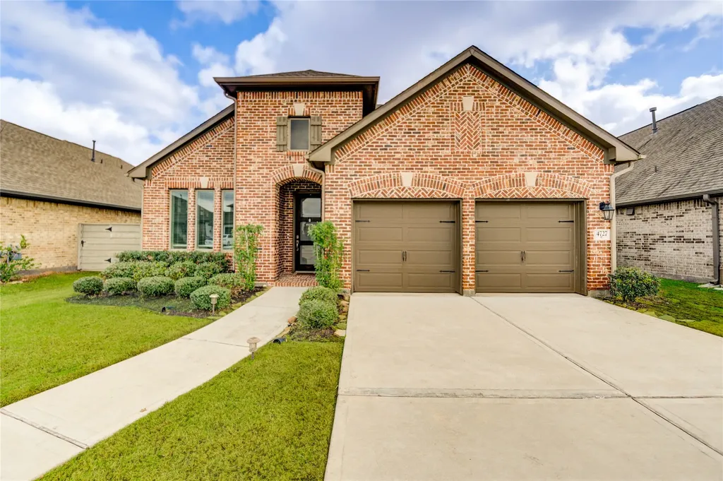 4727 Crest Hill Drive Manvel TX 77578