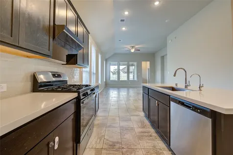 4727 Crest Hill Drive Manvel TX 77578