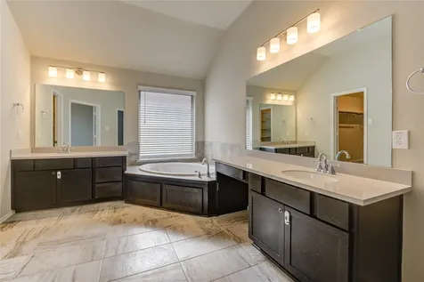 4727 Crest Hill Drive Manvel TX 77578