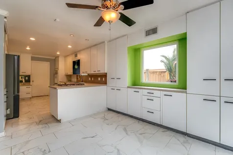 3927 Pleasant Valley Drive Missouri City TX 77459
