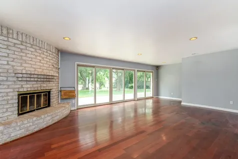 3927 Pleasant Valley Drive Missouri City TX 77459