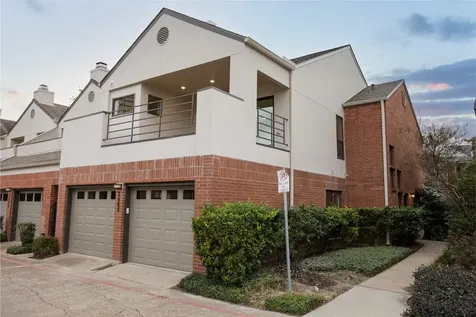 2668 Bering Drive 2668 Houston TX 77057