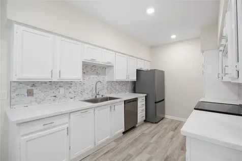 2668 Bering Drive 2668 Houston TX 77057