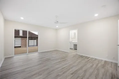 2668 Bering Drive 2668 Houston TX 77057