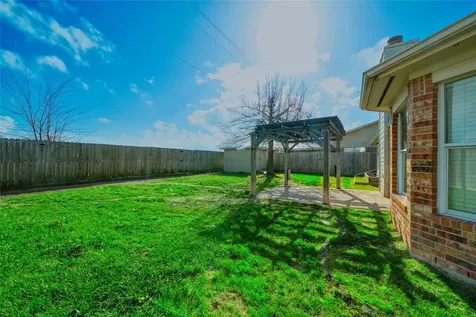 1527 Country Club Cove Drive Baytown TX 77521