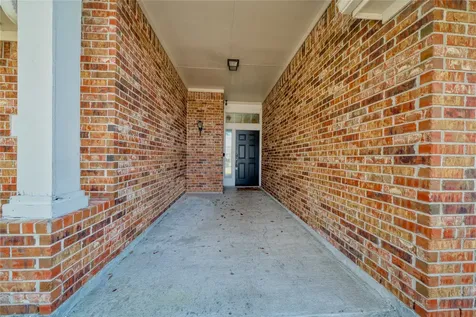 1527 Country Club Cove Drive Baytown TX 77521