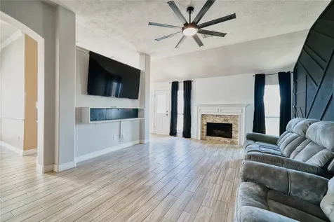 1527 Country Club Cove Drive Baytown TX 77521