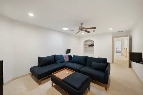 15 Heather Bank Place The Woodlands TX 77382