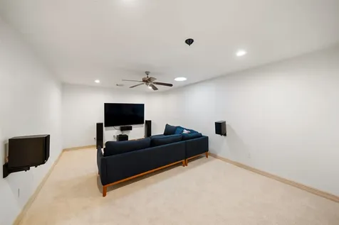 15 Heather Bank Place The Woodlands TX 77382