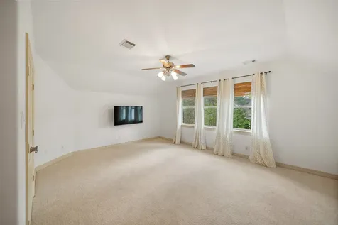 15 Heather Bank Place The Woodlands TX 77382