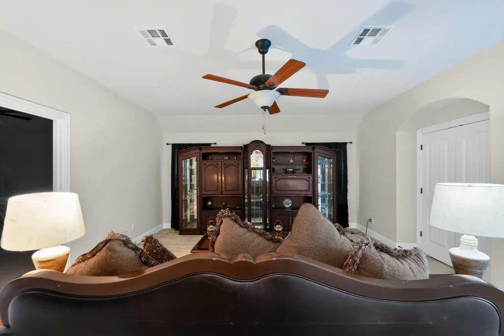 11638 Klondike Cove Schertz TX 78154