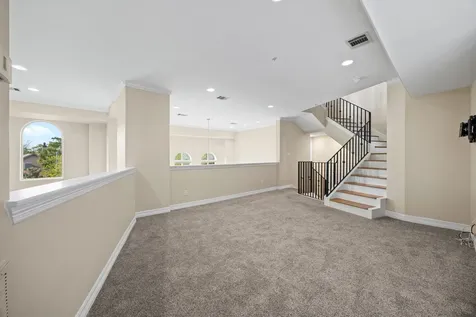 2086 Brentwood Drive Houston TX 77019