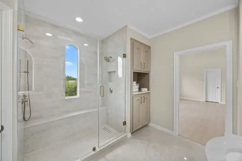 2086 Brentwood Drive Houston TX 77019