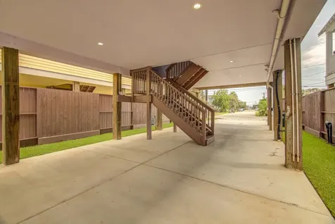 2309 67th Street Galveston TX 77551