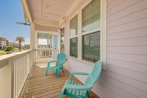 2309 67th Street Galveston TX 77551