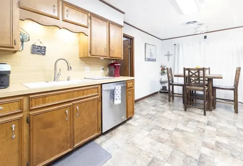 202 W Partridge Road Victoria TX 77905