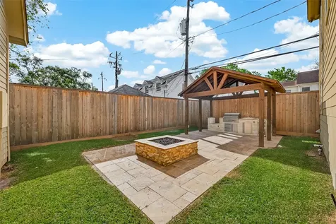 2405 Southgate Boulevard Houston TX 77030