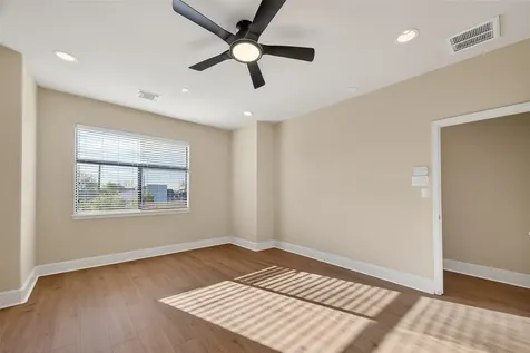 2318 Emancipation Avenue Houston TX 77004