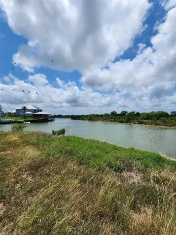 1322 Highborne Cay Court Texas City TX 77590