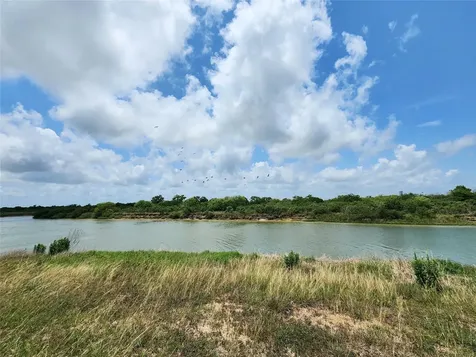 1322 Highborne Cay Court Texas City TX 77590