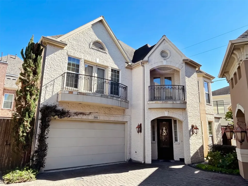 5455 Hidalgo Street Houston TX 77056