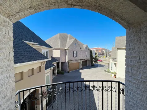 5455 Hidalgo Street Houston TX 77056