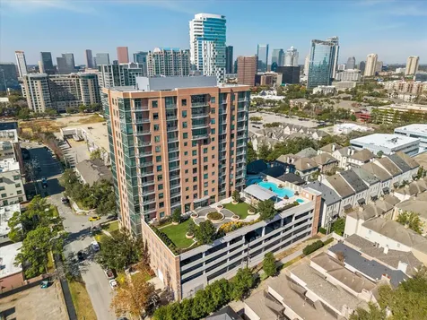 2207 Bancroft Street 1606 Houston TX 77027