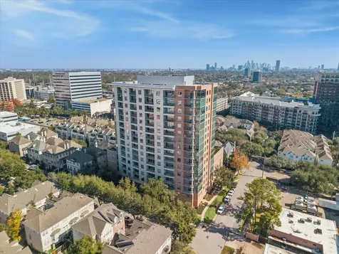 2207 Bancroft Street 1606 Houston TX 77027