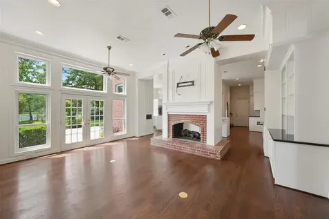 5607 Walnut Point Drive Houston TX 77345