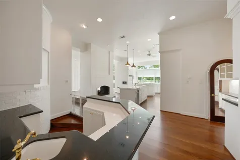 5607 Walnut Point Drive Houston TX 77345
