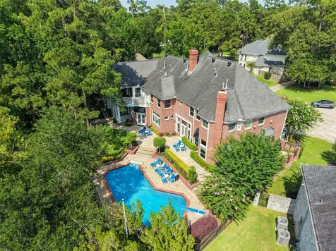5607 Walnut Point Drive Houston TX 77345