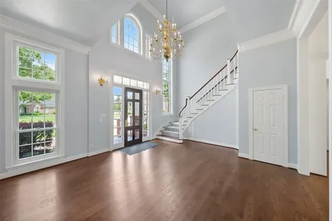 5607 Walnut Point Drive Houston TX 77345