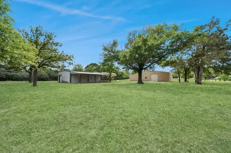 460 High Meadows Road Bellville TX 77418