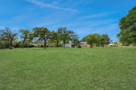 460 High Meadows Road Bellville TX 77418