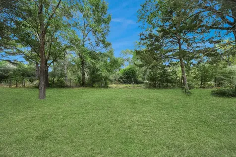460 High Meadows Road Bellville TX 77418
